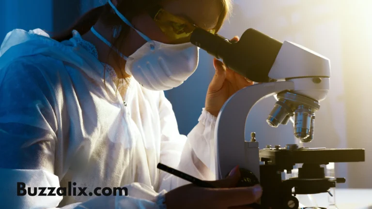 Echocardiogram technician performing a heart ultrasound in a hospital lab, representing how to become an echocardiogram tech.